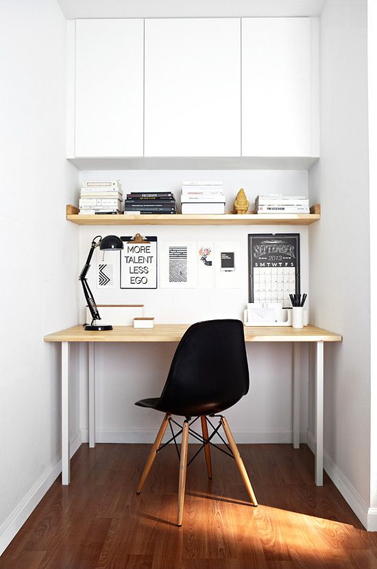 clutter free home office