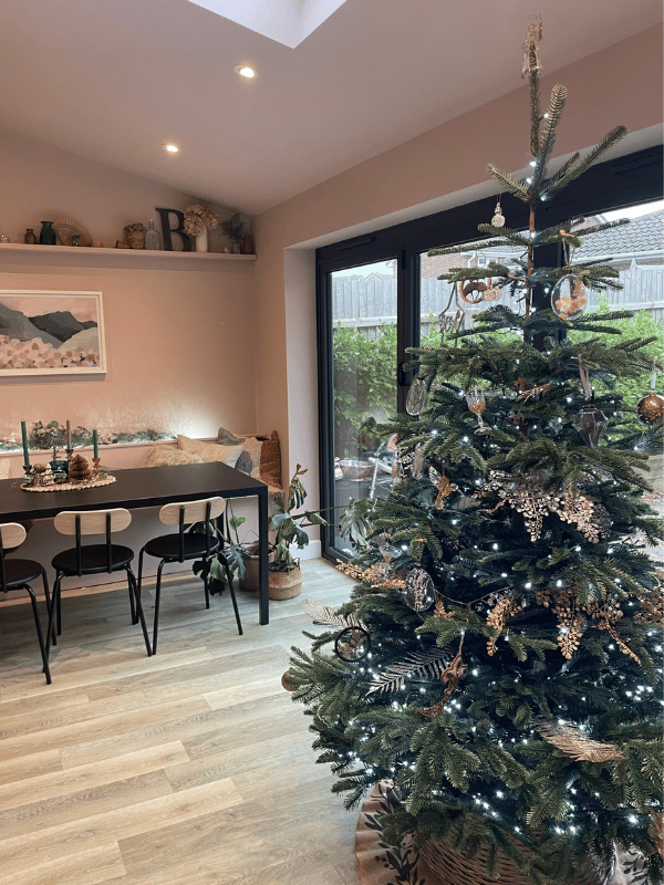Interior design christmas tree decor tips