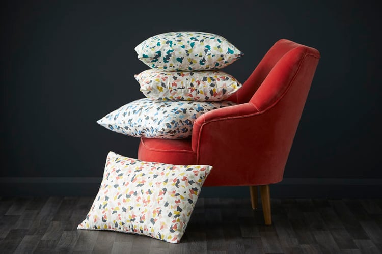 how to style cushions on sofa