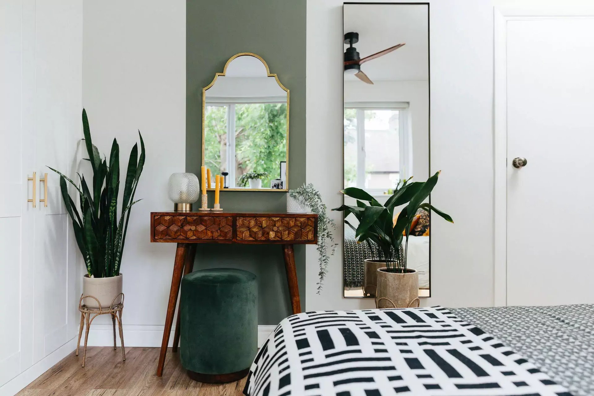 Mid-century and monochrome bedroom