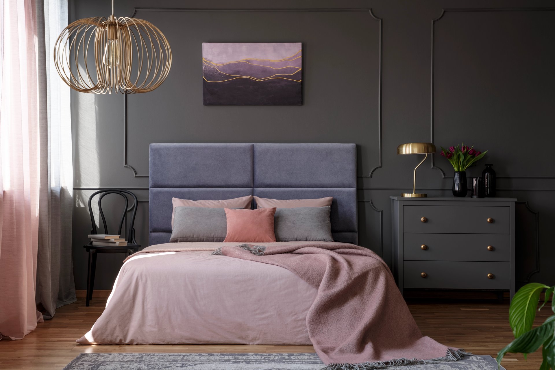 dark grey and pink bedroom | Bedroom colour ideas